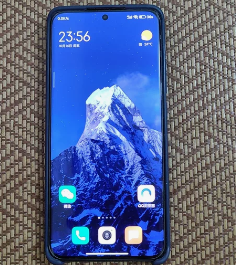 小米12s 8+256黑色，带一年碎屏险，...