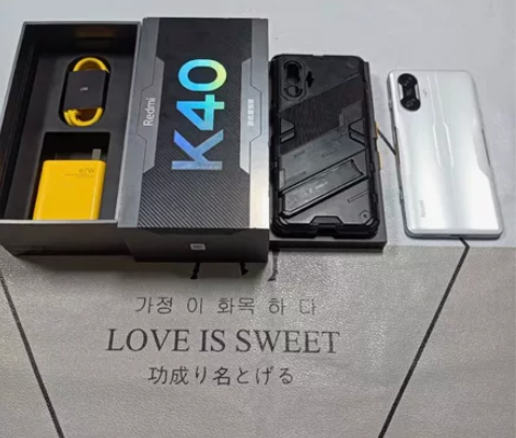 红米k40游戏增强版 8+256 99新，...
