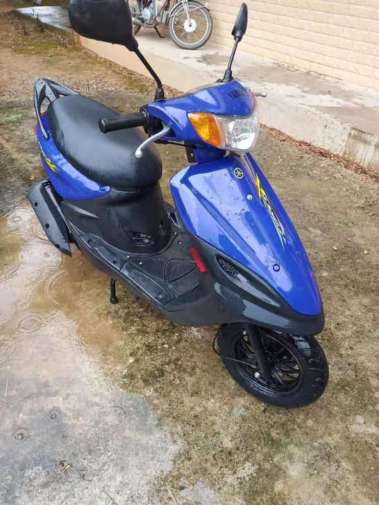 出车   放家里没人开  换钱用