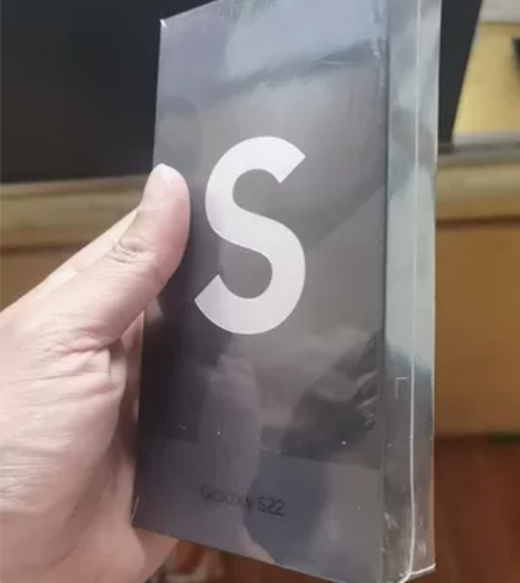 特价出 三星Galaxy S22 5G(S...