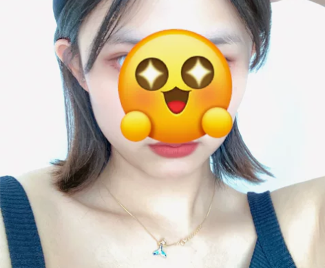 酷乐潮玩瓜皮帽，可调节头围。黑色。图一本人...