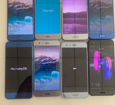 直播工作室不做了，半价处理100台手机，华...