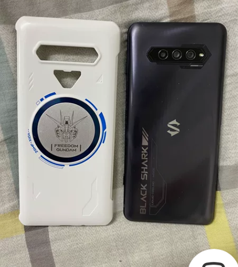 黑鲨4s 换过外屏，其他全原装。12+25...