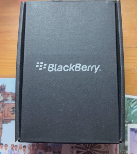 黑莓Q5 淘宝买的 用过几天 几乎全新 原...