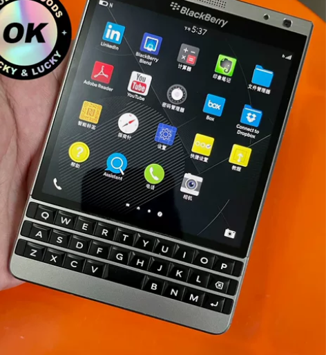 黑莓原装Q30二代银色版，功能全好，成色定...