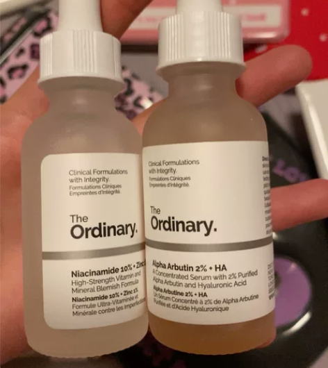 熊果甘美白抗氧化祛斑精华 还有一瓶烟酰安美...