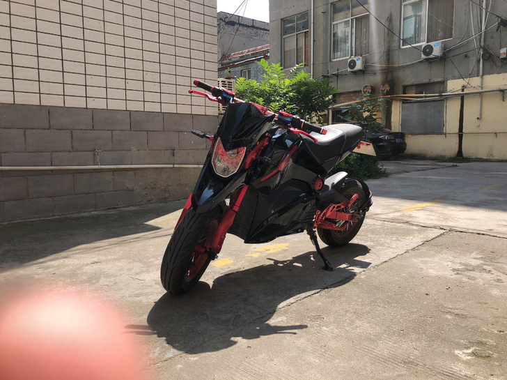 M5 高配小猴子 上的郑州牌 72V 进口...