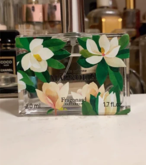 花宫娜玉兰之爱香水 正品，50毫升余量如图...