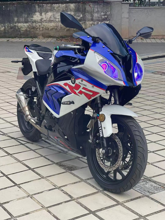 急售转让一台，宝雕宝马双R，佩带恶魔天使眼...