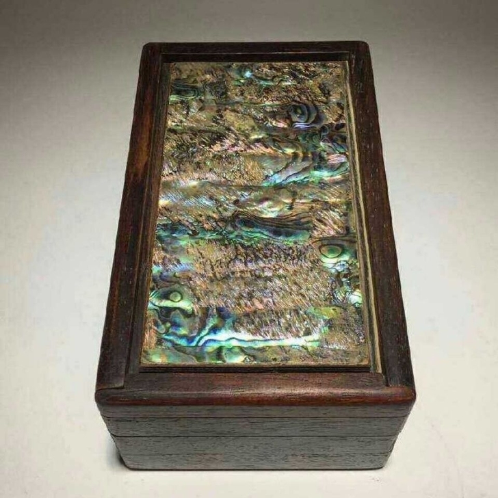 包浆醇美，开盒方式巧妙。