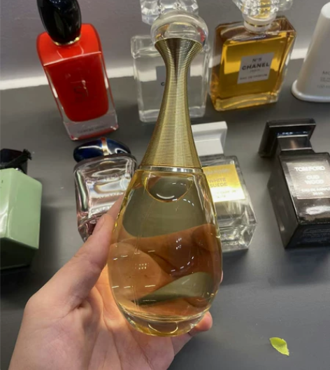 闲置自用香水  出几款家里香水  真我  ...