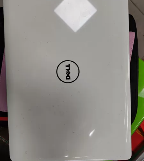 DELL笔记本尸体,100+运费拿走 感兴...