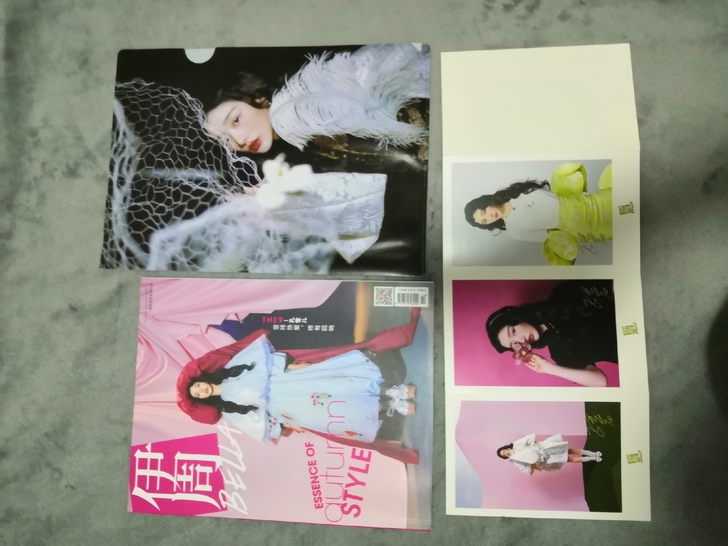孔雪儿， 伊周单人杂志套盒，包含1杂志1文...