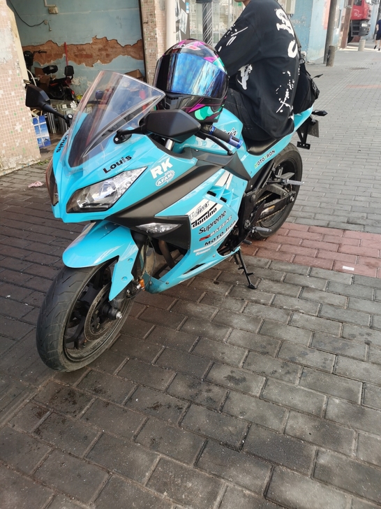 东莞寮步自提一口价5800送头盔