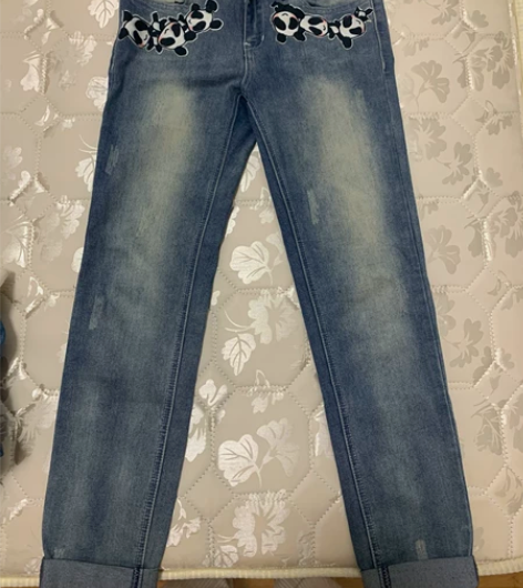 可爱熊熊牛仔裤 感兴趣的话点“我想要”和我...