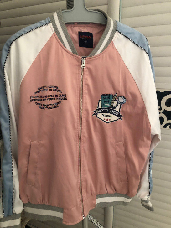 美特斯邦威春秋休闲棒球上衣 服装版型：宽松...