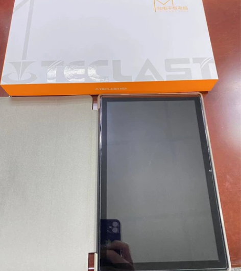 台电M40，6+128G，内存大，刷剧，上...