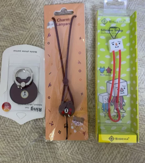 两个手机挂绳，一个手机指环。 感兴趣的话点...