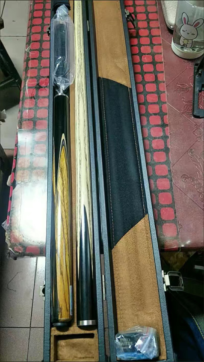 出售IP荣耀台球杆  加长跟野豹魔法一是一...
