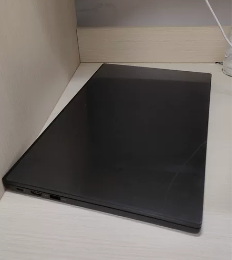 才买了两个星期的笔记本电脑，我想卖出去了，...