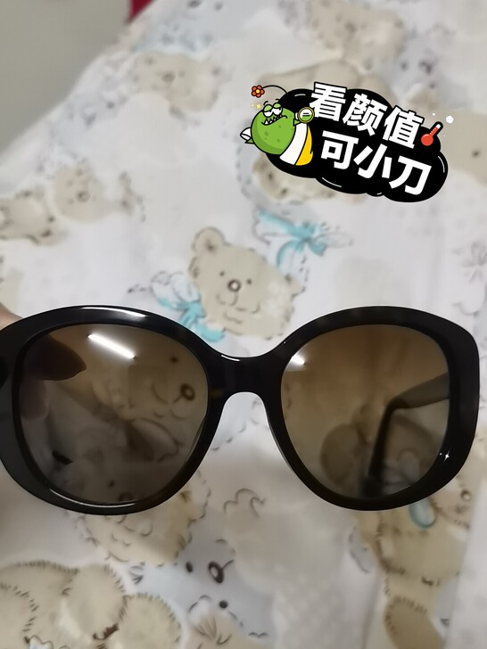 DG杜嘉班纳女士偏光太阳镜，买了几年了，长...
