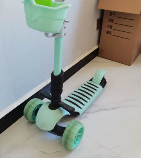 搬家搬家！！所有物品大处理！！ 带彩灯的儿...