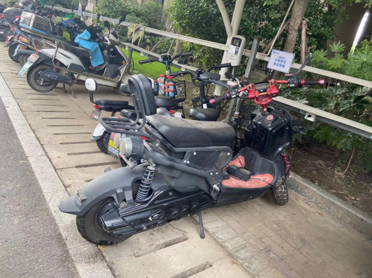 祖玛电动电瓶车72v