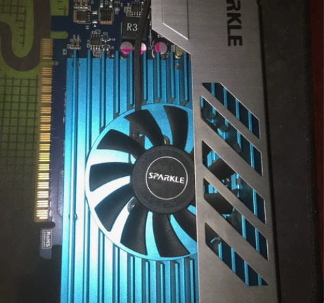 出旌宇显卡GT630-gt730 1G。电...