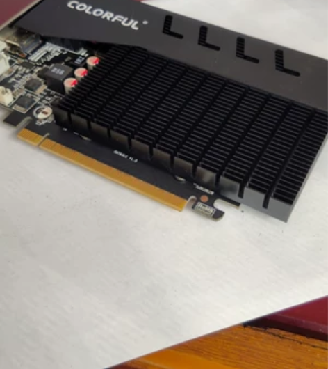七彩虹GT710 冰暴鲨 高清独立静音显卡...