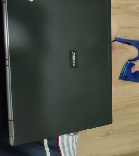 清华同方锐锋k300笔记本，亏血卖了 感兴...