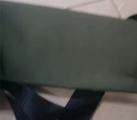 全新可交换!!斜挎包!!空间够大!! 感兴...