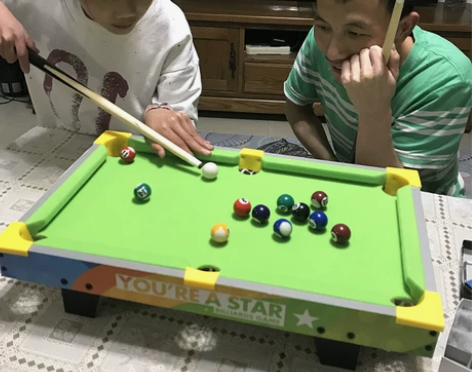 皇冠桌上台球桌面亲子游戏6台球桌玩具家用儿...