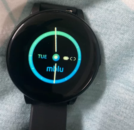 魅蓝手环，定义九成新，有盒子，有充电器。 ...