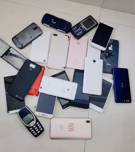 高价回收手机，各品牌手机全部都收，ipad...