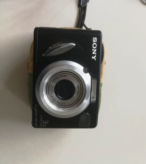 索尼数码相机索尼DSC-W5 黑色，香港购...