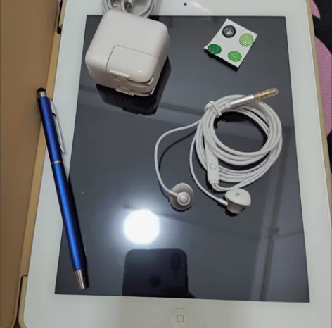 （急出） 个人闲置iPad3 32G，9....