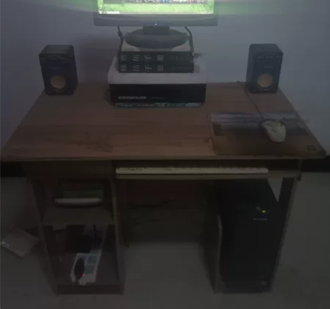 联想台式电脑,送路由器,插牌。 感兴趣的话...