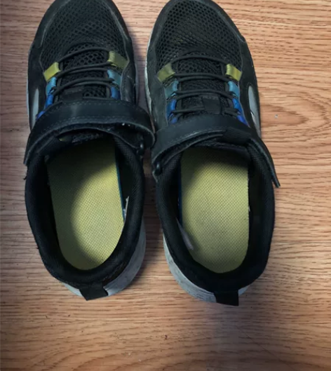 乔丹儿童运动鞋 感兴趣的话点“我想要”和我...