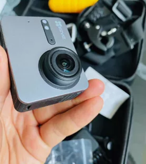 萤石S5运动相机 全套配件，成色完美，镜头...