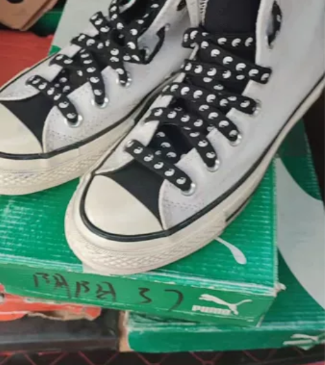 36码匡威高帮,联名款太极阴阳配色,全新带...