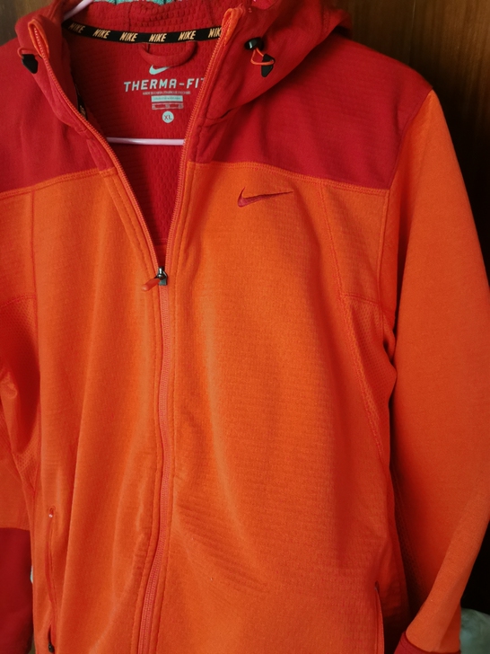 正品耐克NIKE外套卫衣男士女士都能穿xl...