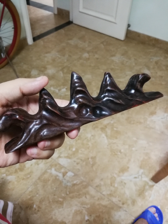 老黑檀木海浪纹饰毛笔架，因为年代久远底部有...