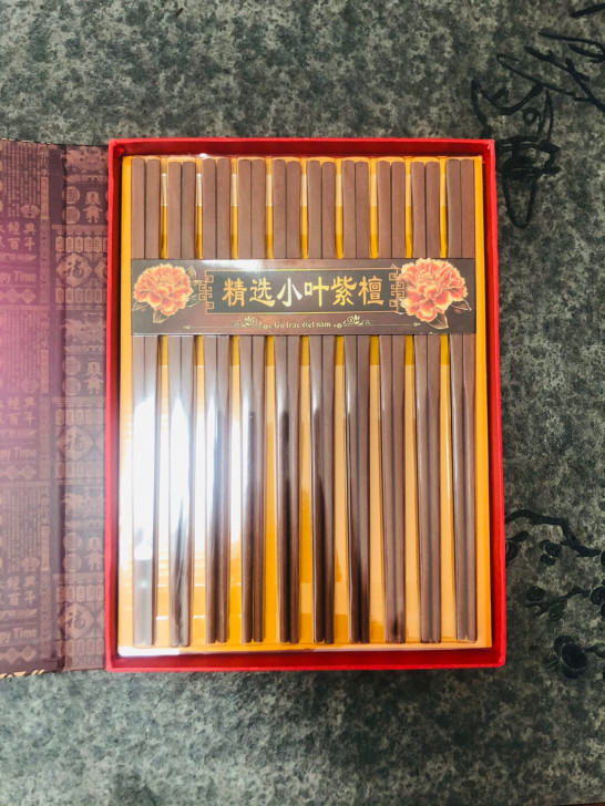 小叶紫檀实木筷子。10双装，图片是现货实拍...