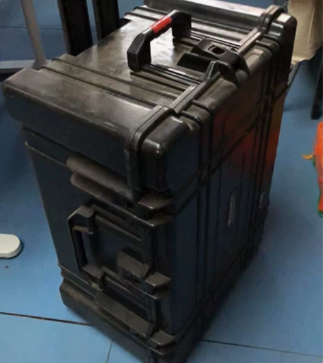 黑色航空箱，黑色箱子，行李箱 这个黑色航空...