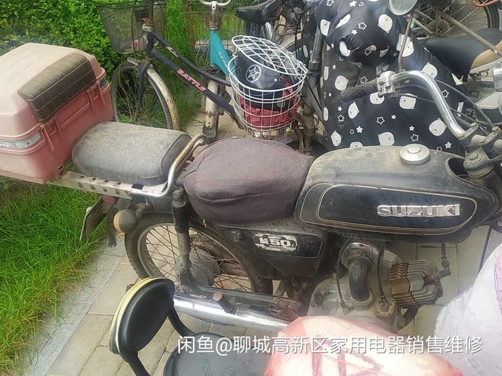 二手摩托车，铃木50型，二行程。原装的，一...