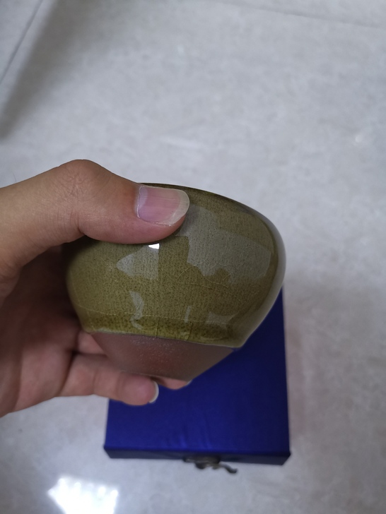柴烧铁胎建盏一个，有礼盒有证书。有需要的联...