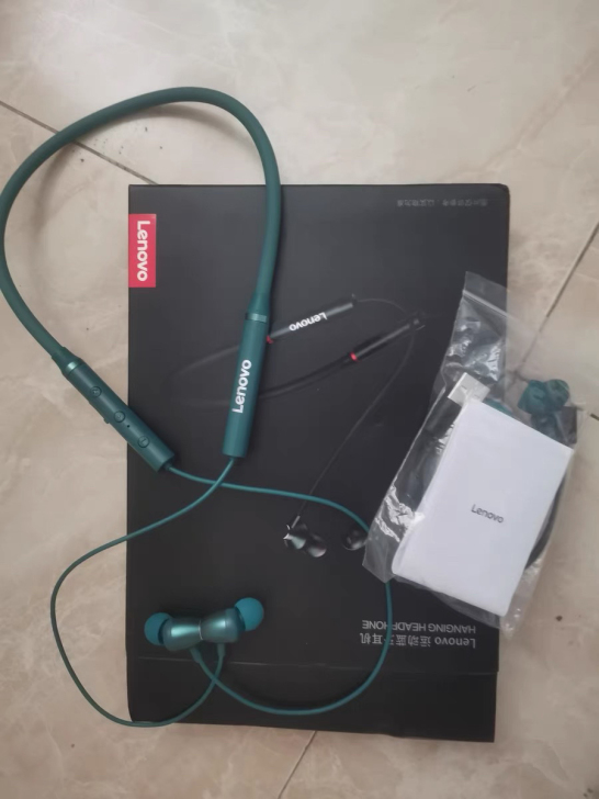 出全新带包装联想XE05挂脖式无线蓝牙耳机