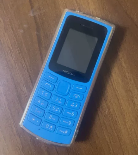 诺基亚，全网通4g，99新 感兴趣的话点“...