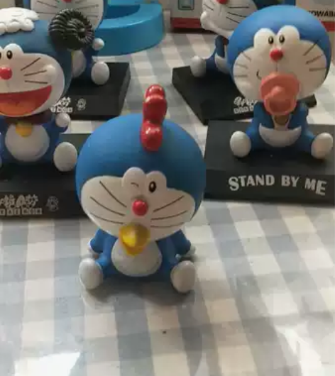 哆啦A梦摆件，汽车，家庭都可以用，非常可爱...
