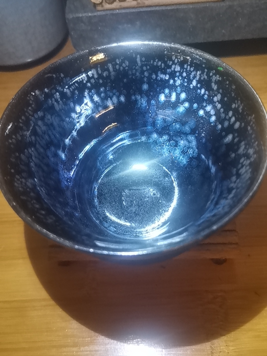 黑底紫彩油滴建盏